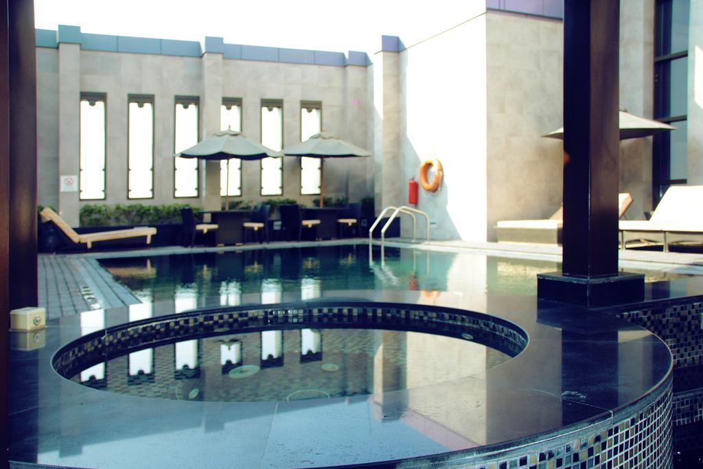 Halo Hotel Dubaj Zewnętrze zdjęcie